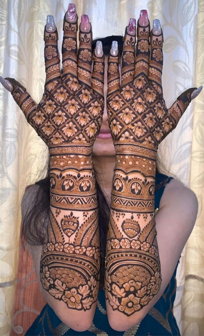 Bridal Mehandi Back