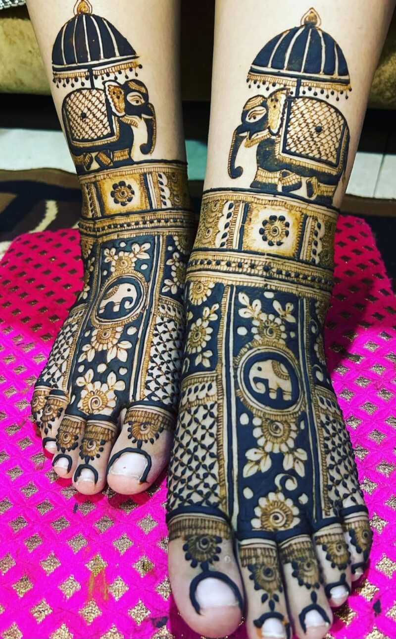 Bridal Mehandi Leg