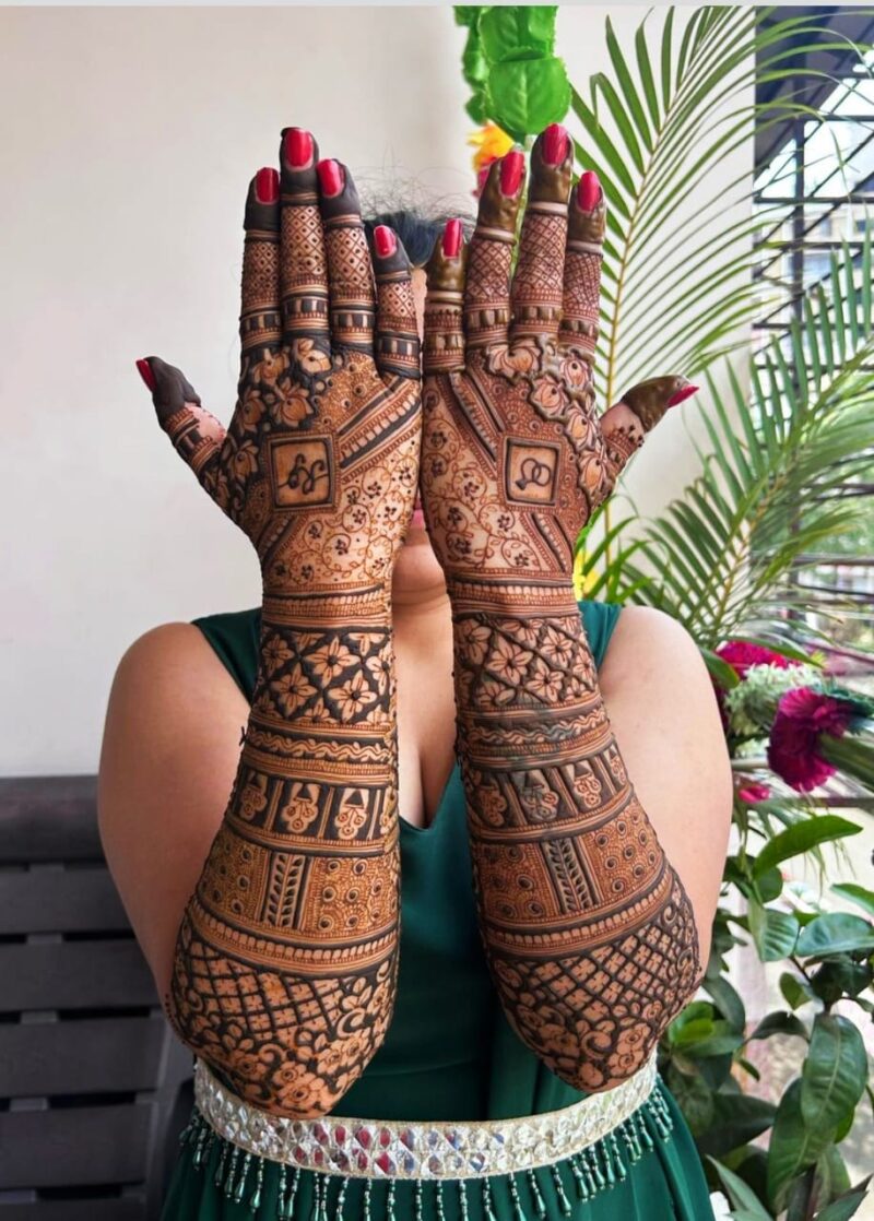 Bridal Mehandi Back