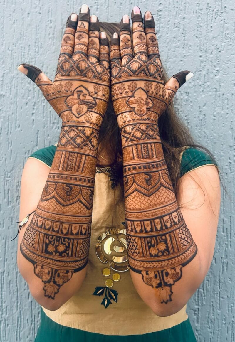 Bridal Mehandi Back