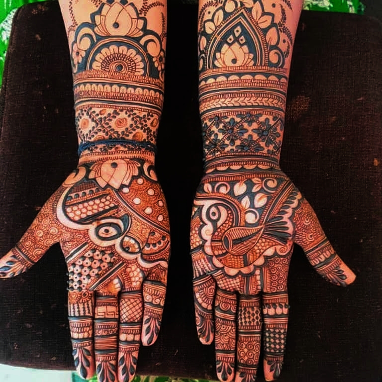 Best Bridal Mehndi Design